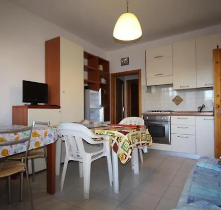 Apartament Bilocale Cn A3 23 *
